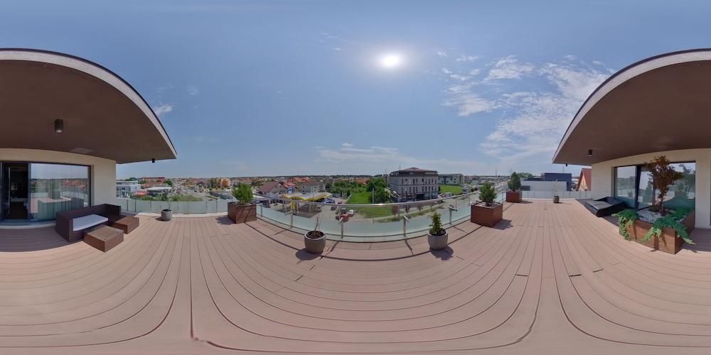 Hotel Galaxy Dumbravita  Екстериор снимка