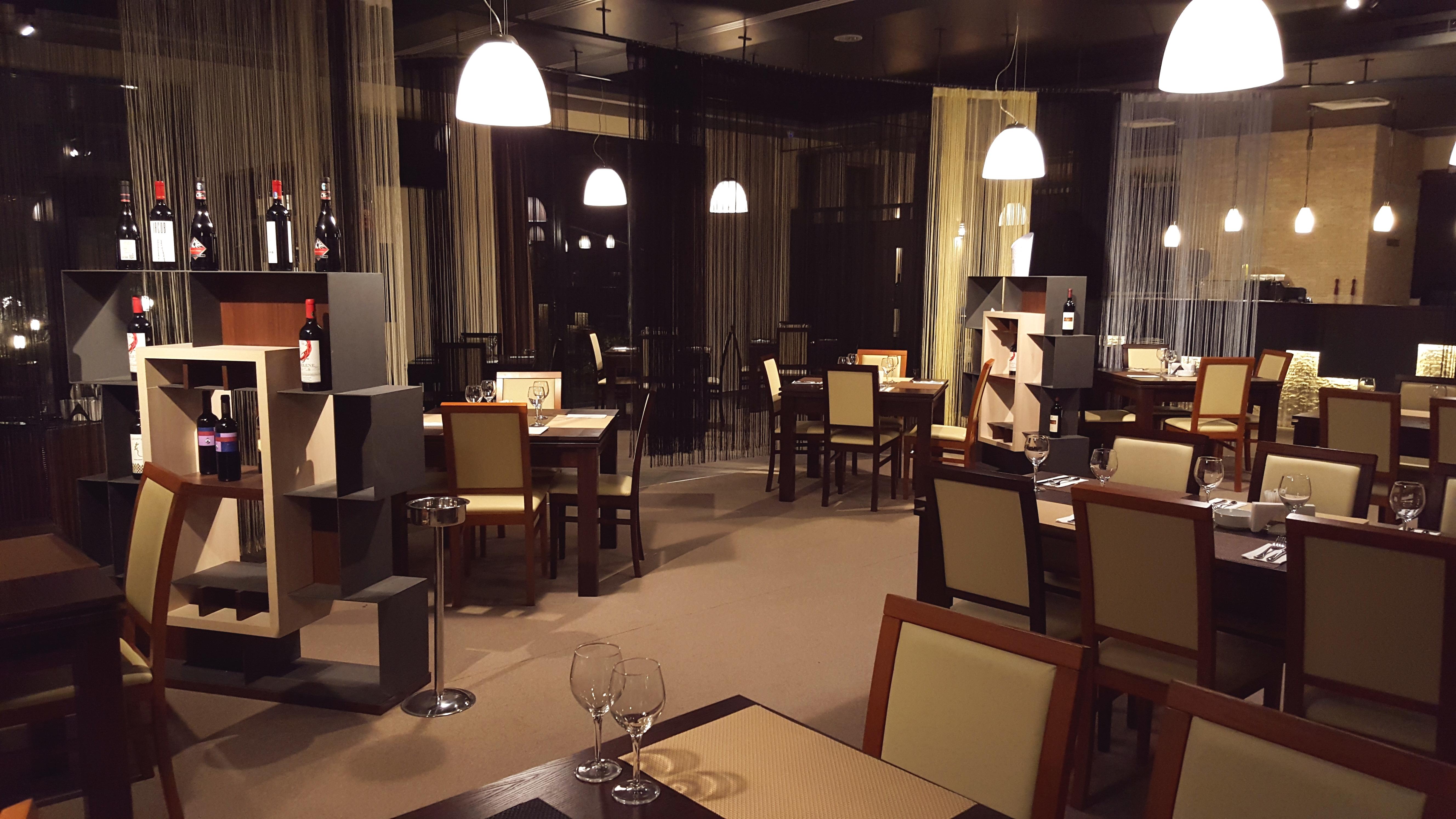 Hotel Galaxy Dumbravita  Екстериор снимка